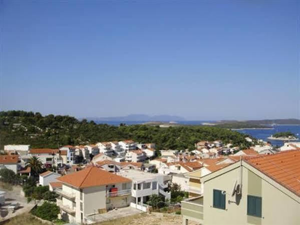 Apartments Mazuran Hvar Town Zewnętrze zdjęcie