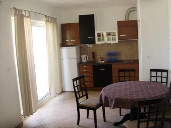 Apartments Mazuran Hvar Town Zewnętrze zdjęcie
